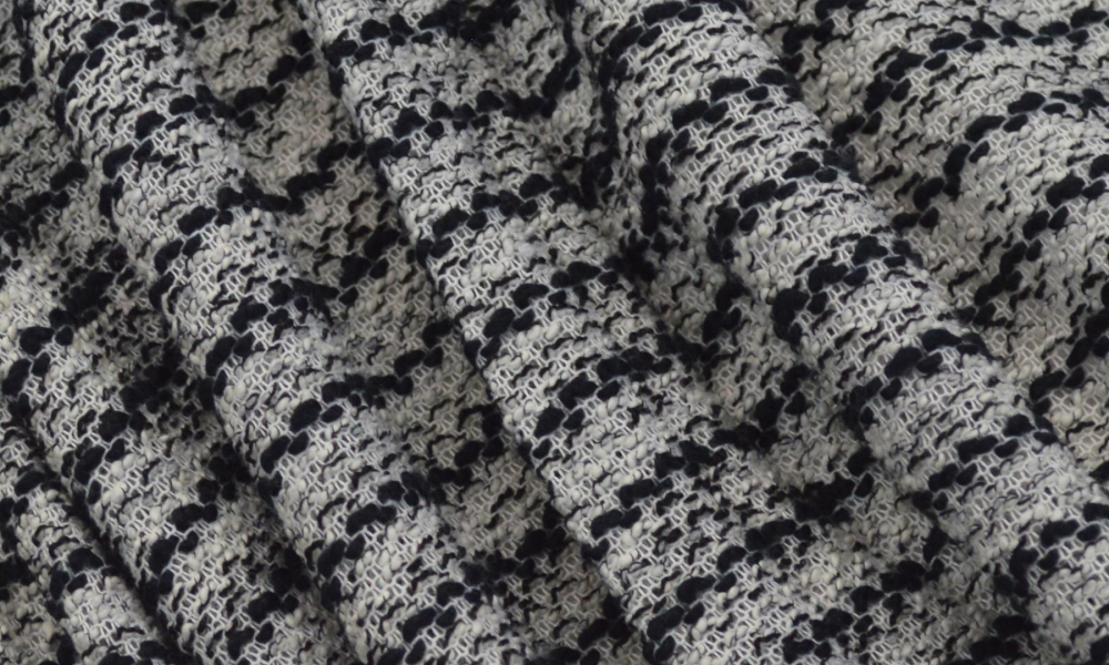 Splendid Cozy Chunky Slub Stitch Sweater Knit Black/Ivory