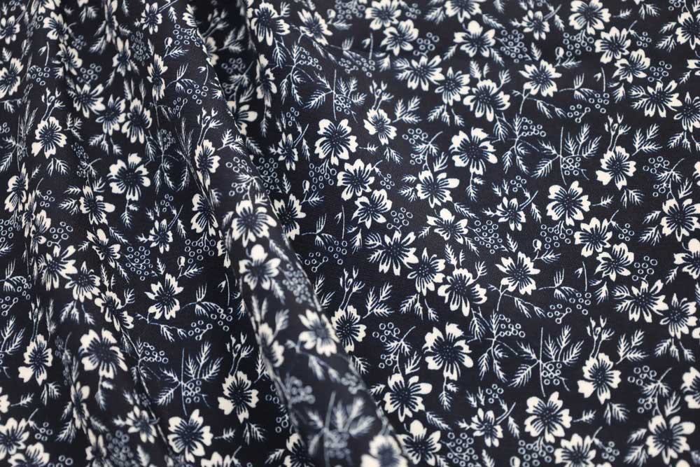 Rayon Margaret Ditsy Floral Navy/White